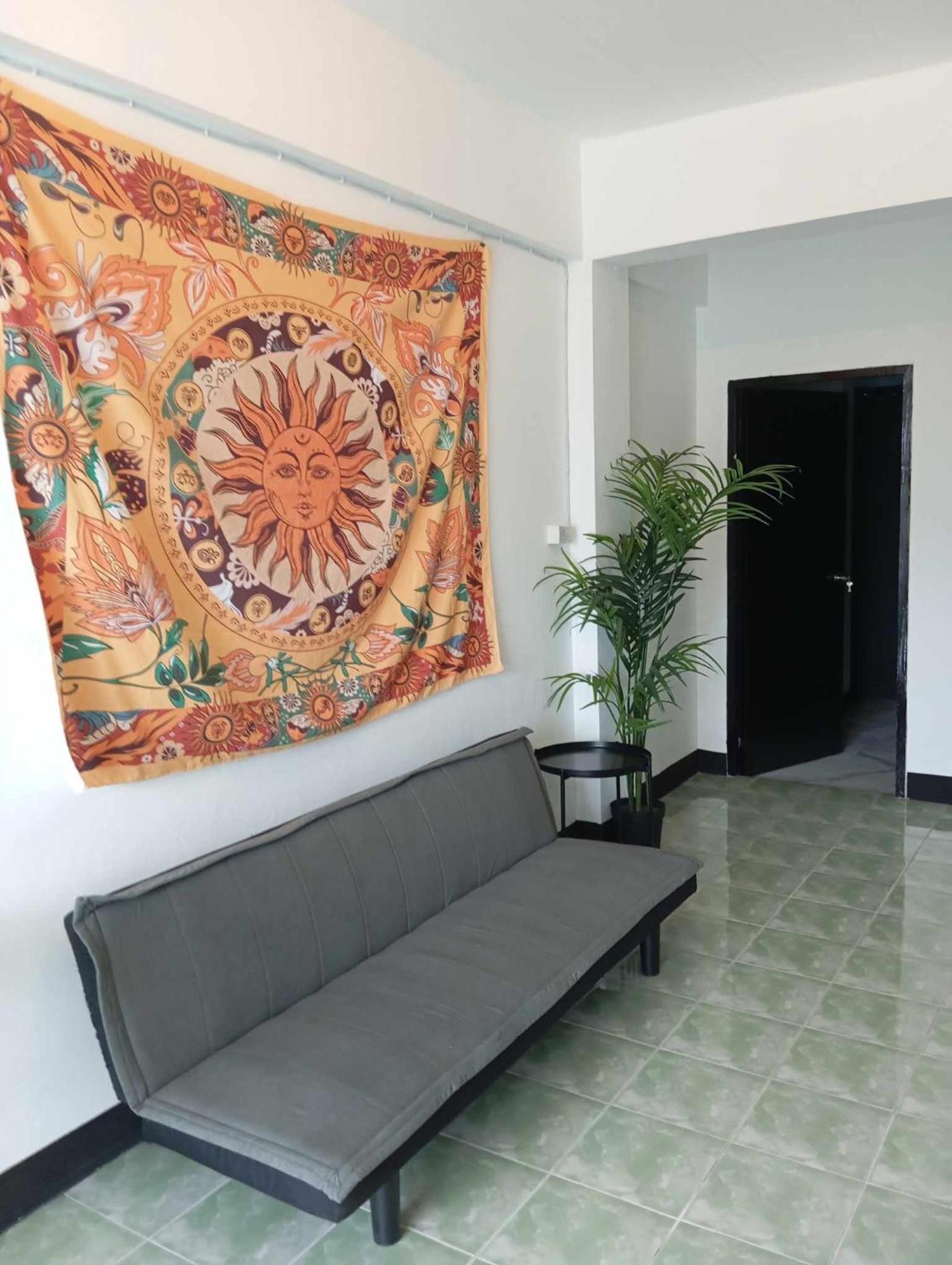 Lita Guesthouse Chiang Mai Esterno foto